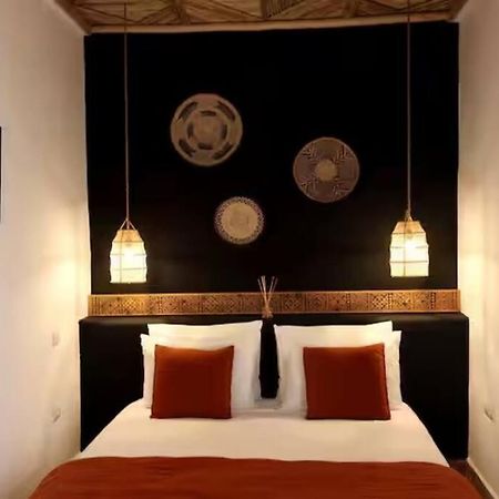 Riad Ptit Kech, Bassin Terrasse - Petits Dejeuners Marrakesh Exterior photo