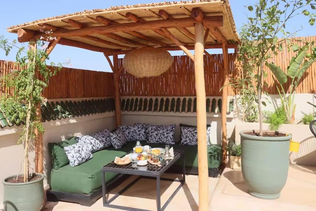 Riad Ptit Kech, Bassin Terrasse - Petits Dejeuners Marrakesh Exterior photo
